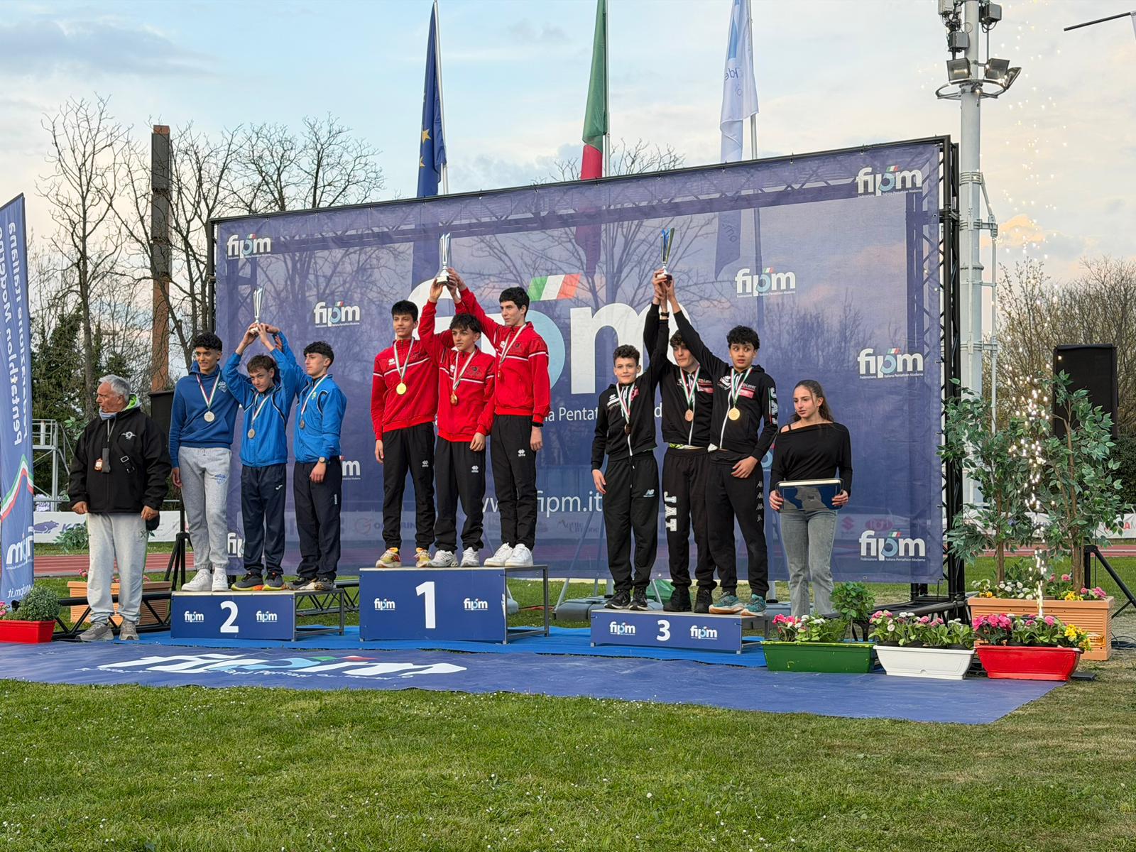 podio squadre undre 17 maschile